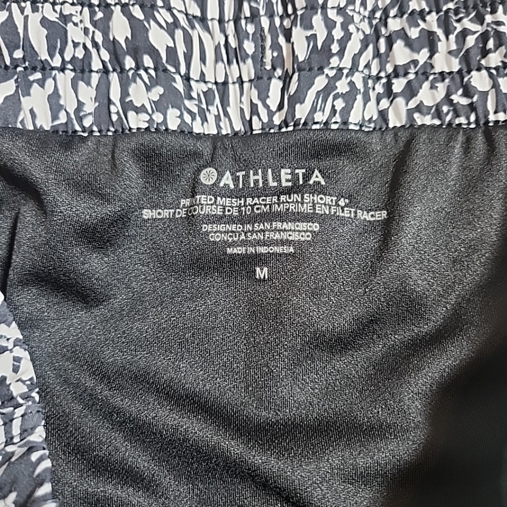 Athleta Printed Mesh Racer Run 4" Shorts in Black Gray Speckle Size Medium  Mesh - Picture 6 of 8